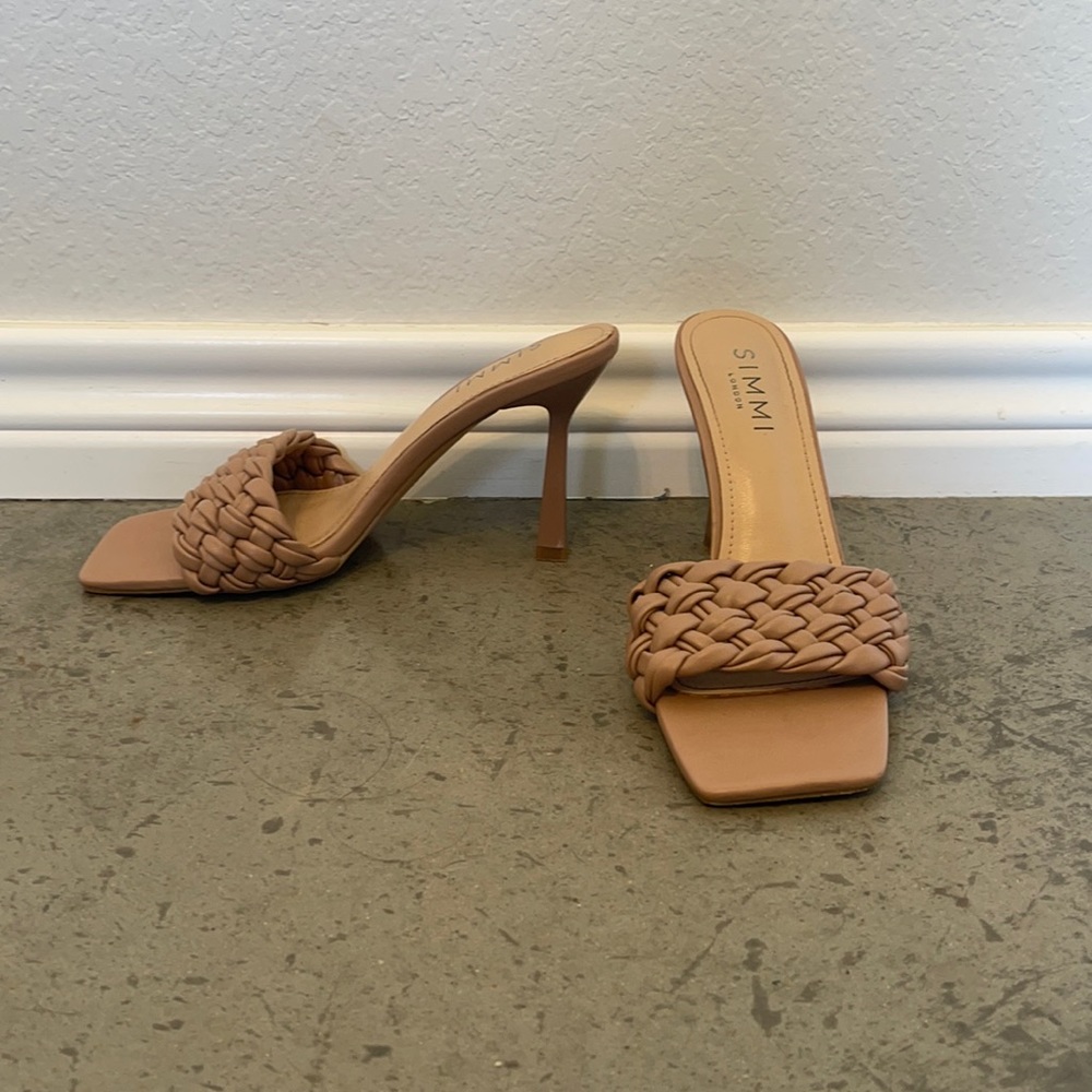 Nude brown square toe heels.